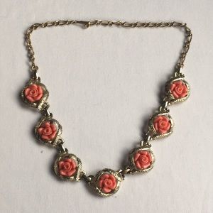 Vintage. Gold toned Sarah Coventry rose ne…